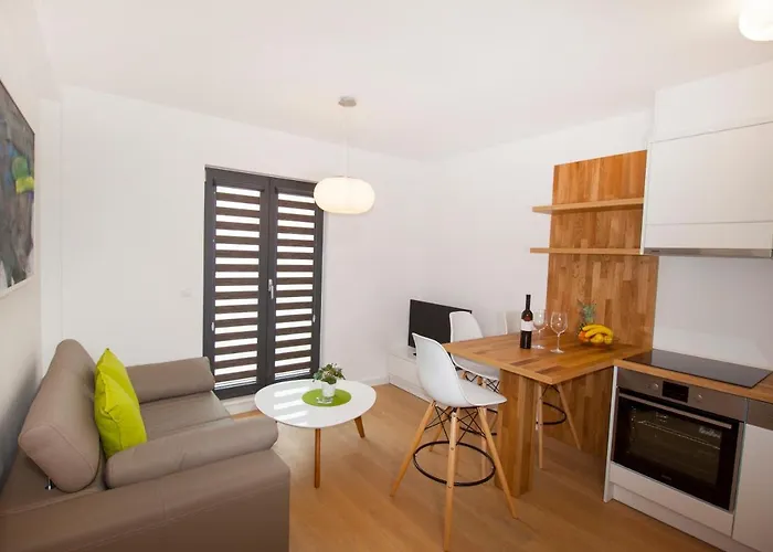Mt Apartment